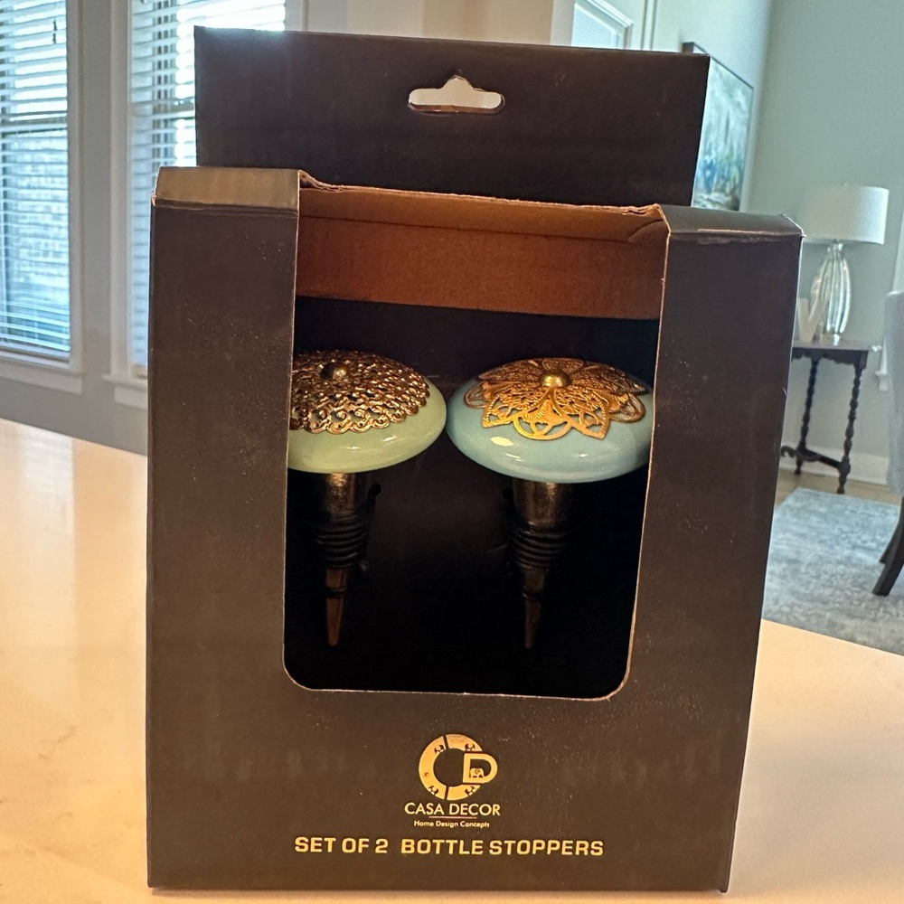 CASA DECOR ceramic wine bottle stoppers set